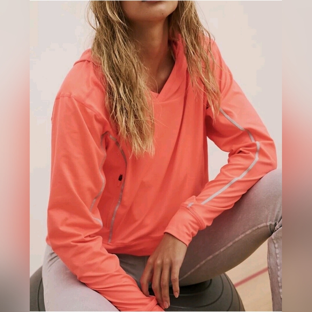 FREE PEOPLE MOVEMEN You're a Peach Hoodie Pullover Neon Orange Reflective